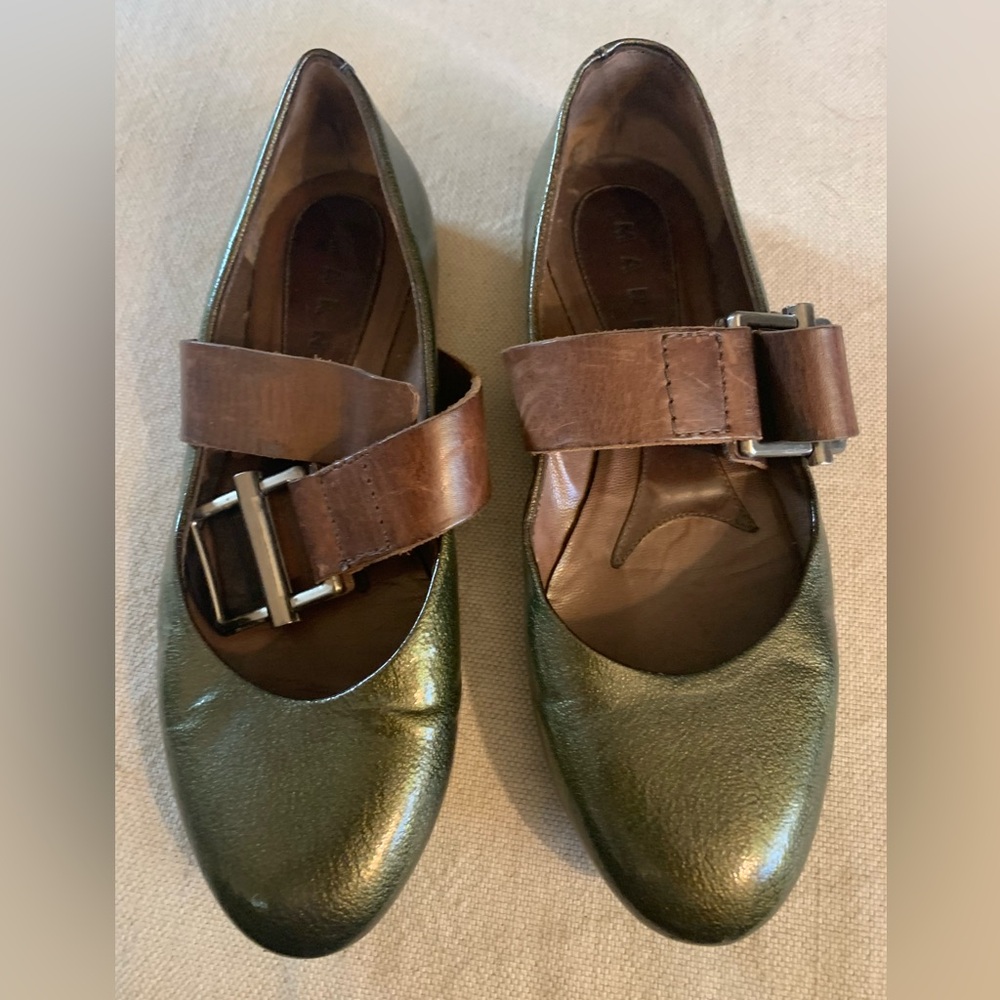 Designer MARNI Olive Green Patten w/ Brown Leather Straps & Buckles. 37 1/2